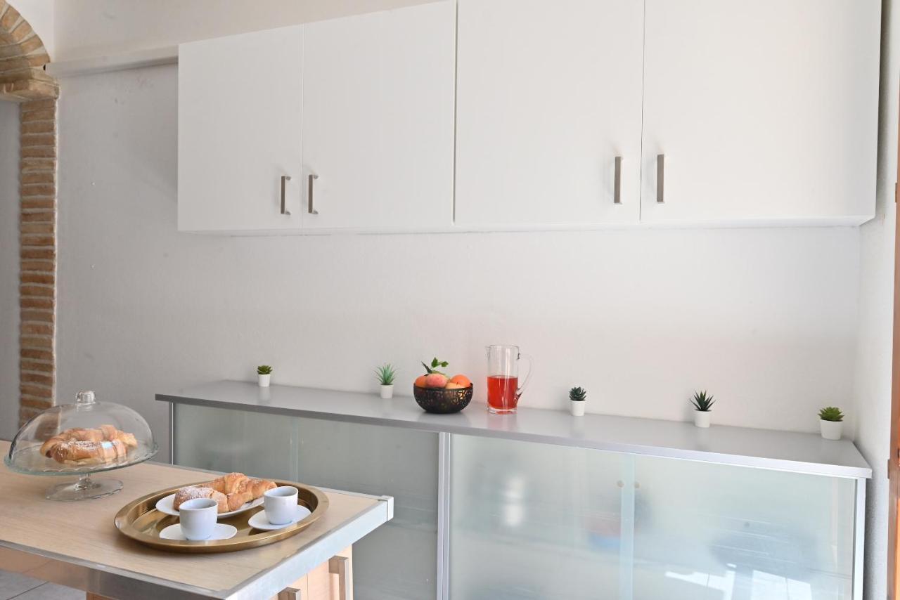 Izzhome Full Center Terrace カリアリ エクステリア 写真