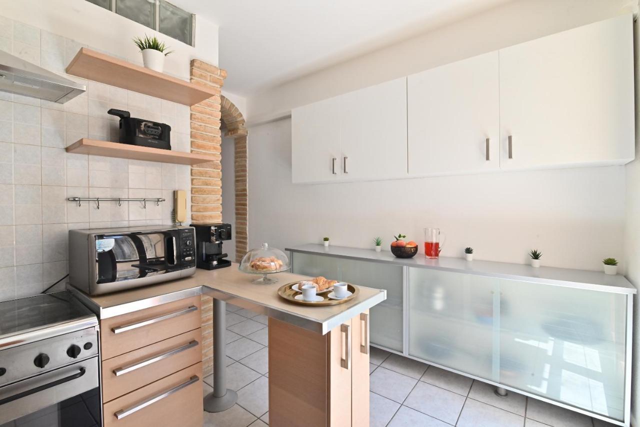Izzhome Full Center Terrace カリアリ エクステリア 写真
