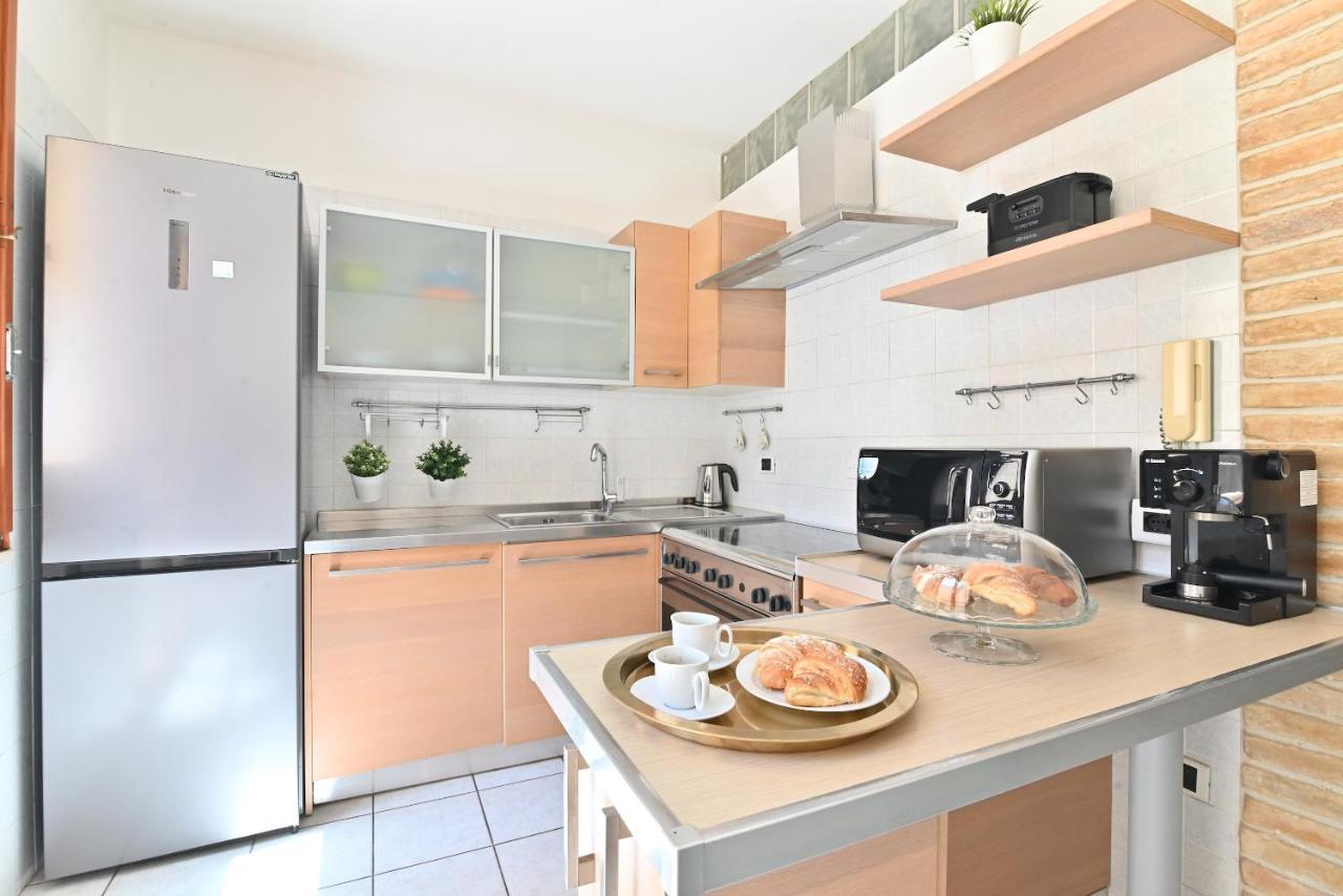 Izzhome Full Center Terrace カリアリ エクステリア 写真
